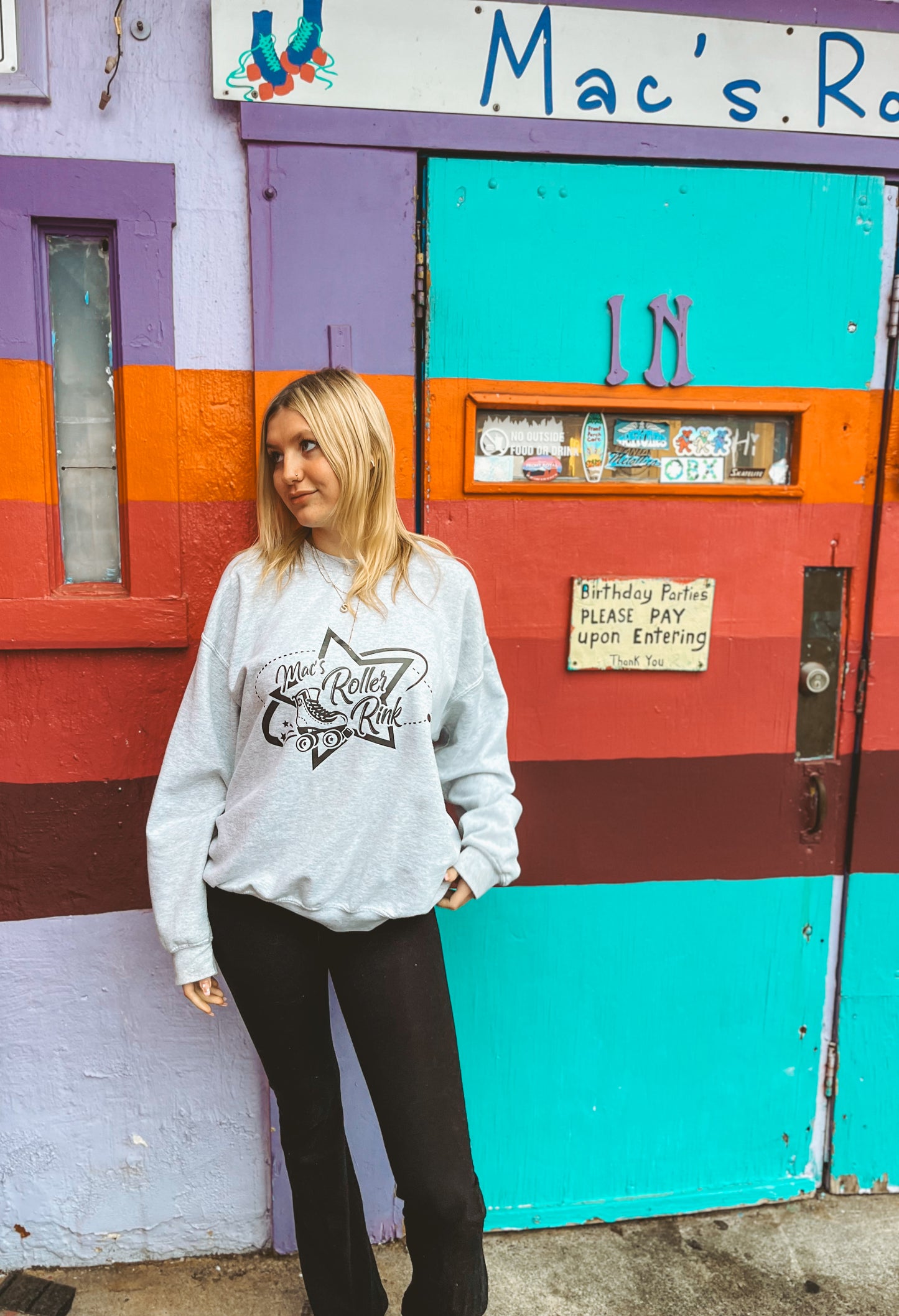 Limited Edition(2019 LOGO) MACS ROLLER RINK Heather Gray CREWNECK