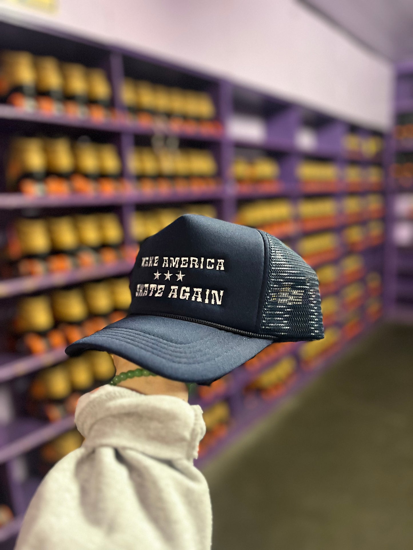 MAKE AMERICA SKATE AGAIN TRUCKER